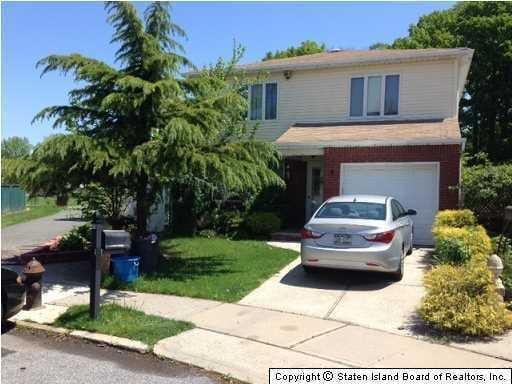 One Family 4 bedroom house on Staten Island $545,000.  Visit me @ www.statenislandrealestateagency.com