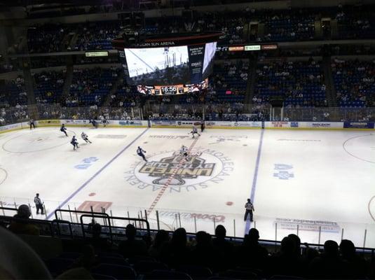 Pens playing Crunch in first round of Calder Cup series