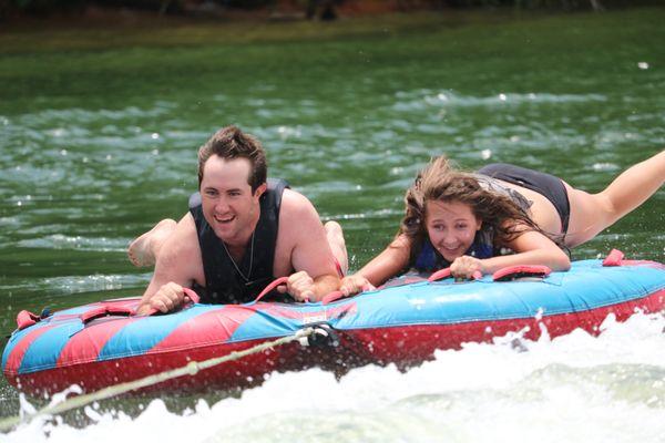 Add a tube rental for a splash of fun when you're cruising Lake Nottely on one of our Harris Watersport Tritoons.