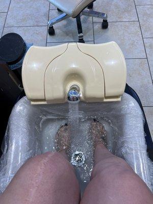 Nice hot spa for feet