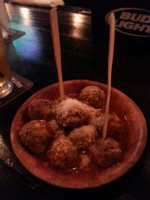 Bowl of meatballs.