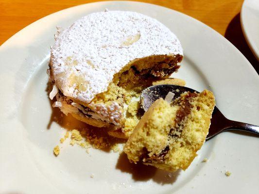 Alfajor And the yummy center with Arequipe.