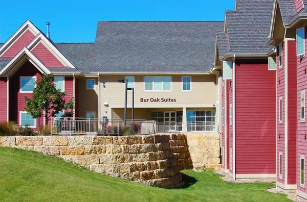 Bur Oak Suites - Campus Housing