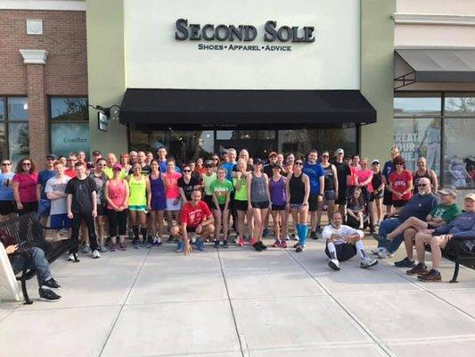 Weekly FREE group runs Thursdays @ 6:30.
Easy 3 mile course around the plaza