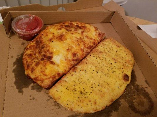 Breadsticks and cheese bread didn't have much flavor...very sad!