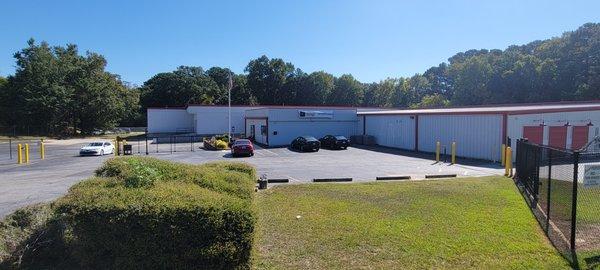 Ellenwood's Best Storage Exterior