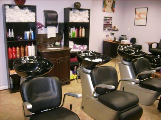 Fresh Looks Salon & Spa