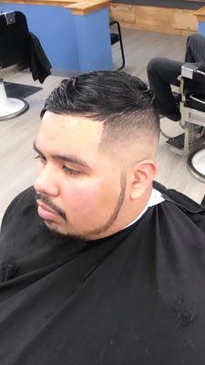 Skin fade with chinstrap beard