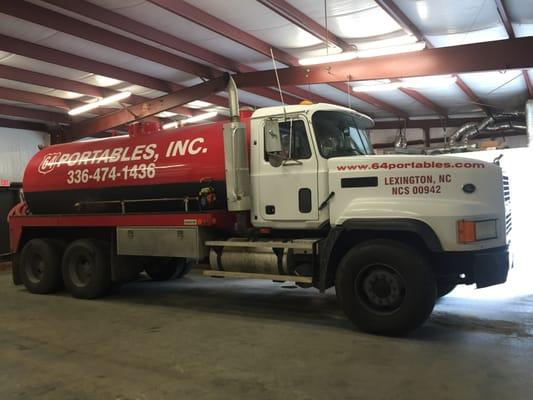 Septic tank and Grease trap service truck