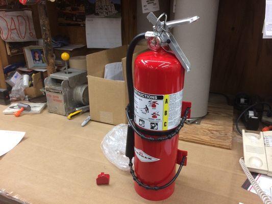 10lb ABC fire extinguisher 4A:80B:C