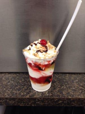 Banana split parfait