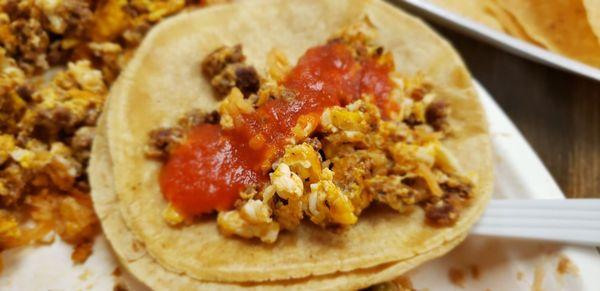 Huevos con chorizo