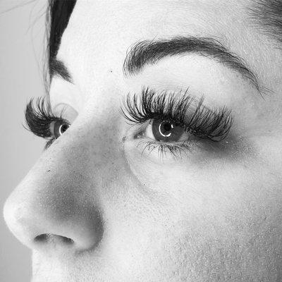 wispy lashes