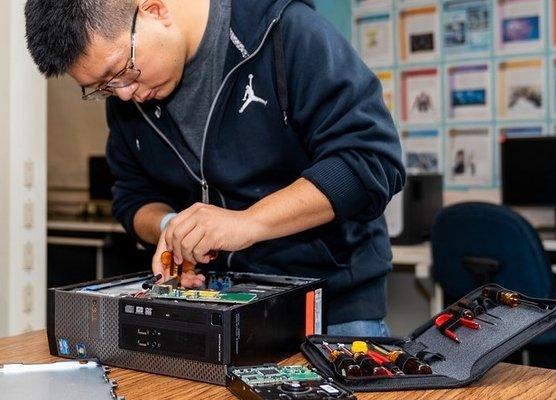 Cybersecurity & Computer Repair Classes!