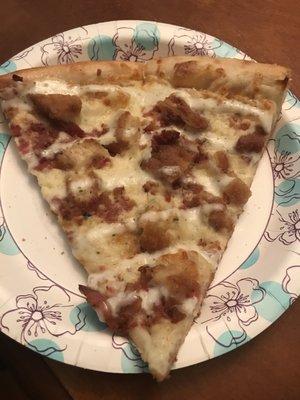 chicken, bacon, ranch pizza