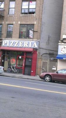 Real  pizza shop