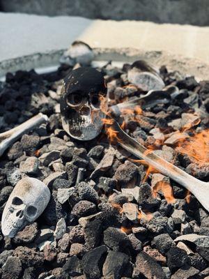 Skull & bones fire pit