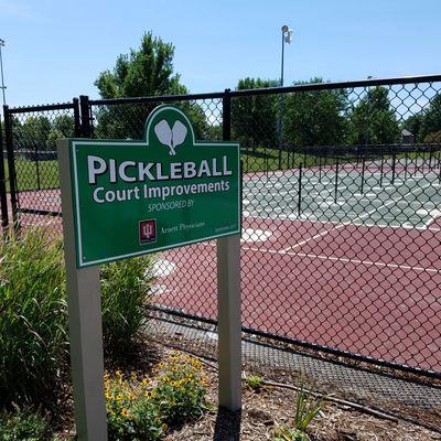 pickleball courts (but no nets)