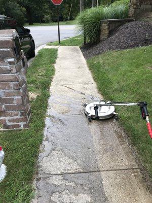 Clean Sidewalks are one of the main keys to Curb Appeal.