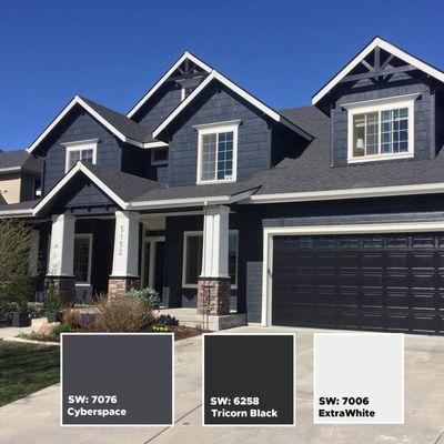 Black color scheme! Exterior repaint