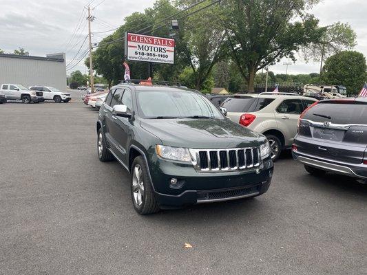 Beautiful 2011 Jeep Grand Cherokee.  Only 56K miles.  Call to set up a test drive.