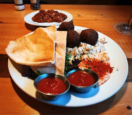 Falafel vegan dinner