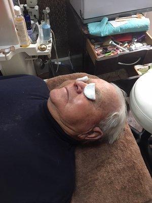 Gentleman's First Facial !