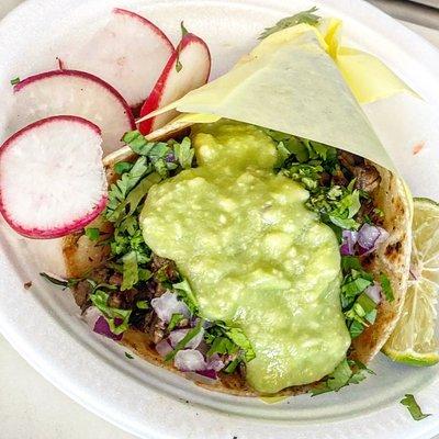 Taco de harina estilo sonora delicioso.