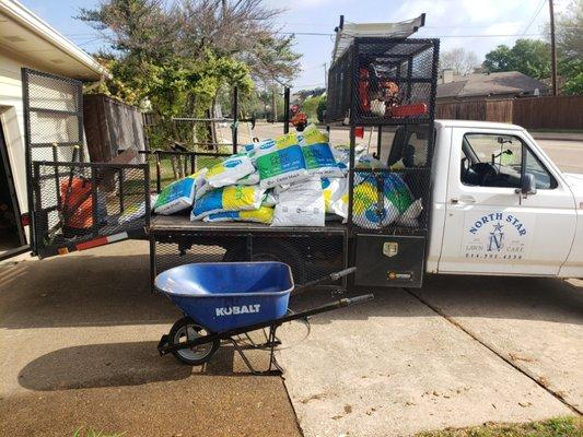 Mulch delivery