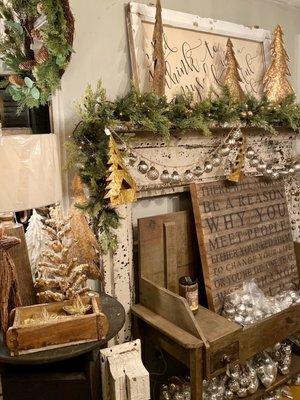 Upstairs Mantel Decor