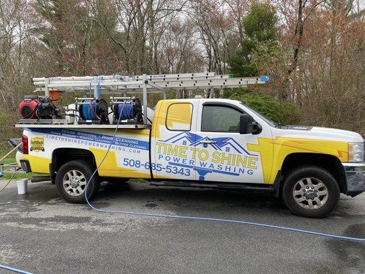 Their truck highly equipped!