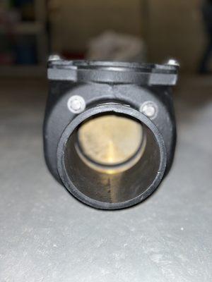 Cast iron 4" check valve.