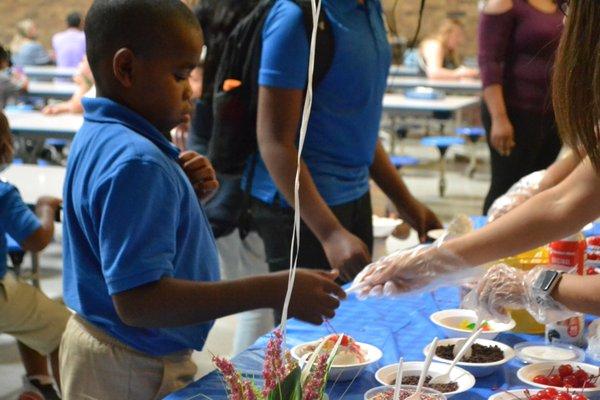 New students ice-cream social