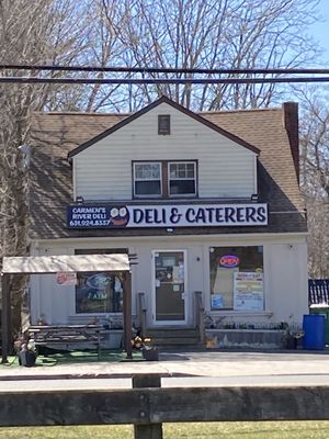 Carmen's River Deli