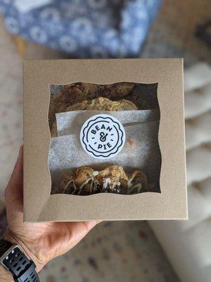 Packaging for hand pies