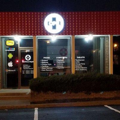 CPR Cell Phone Repair Alcoa TN at Night