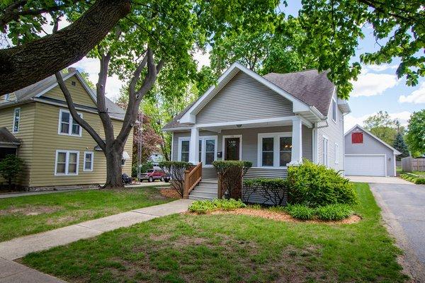 Charming home SOLD in Burlington.