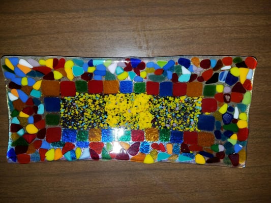 A picture of our small glass platter after it went in the oven.