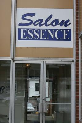 Salon Essence