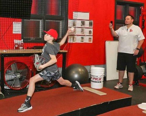 Professional Trainers for   Hitting, Pitching and Defense