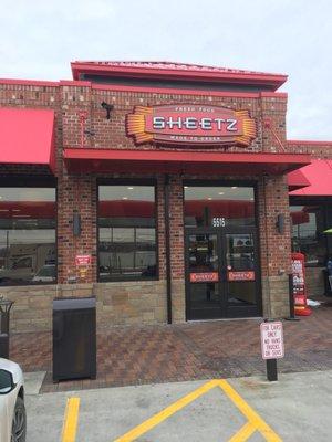 The main entrance for this completely new Sheetz!