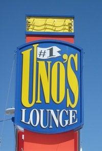 Uno's Lounge