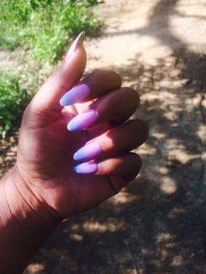 This nail color brung life to all my outfits!Kiara sky mood changer!!My real nails also!