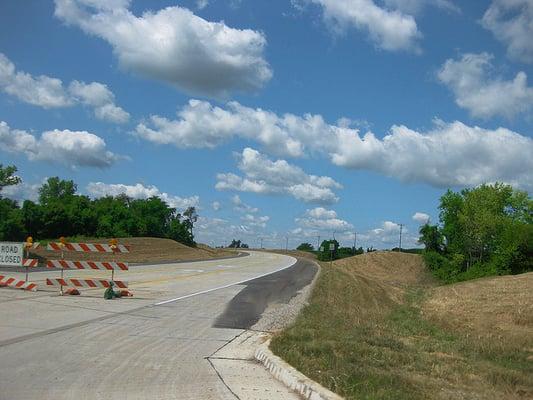 Sequoia Engineering and Environmental Governors' Parkway provides direct access from I-55 to two major state routes.