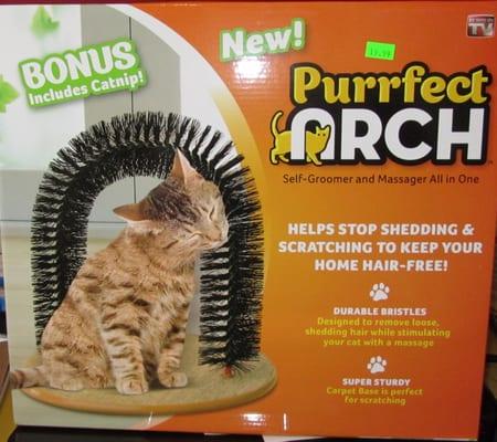 Cat Scratcher Christmas Present For Some Spoiled Kids