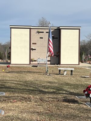 A smaller mausoleum!