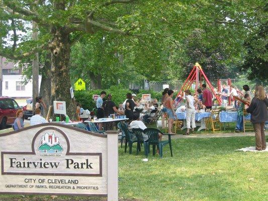 Community arts event at Fairview Park, 7/2002