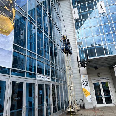 Commercial Window Cleaning Service