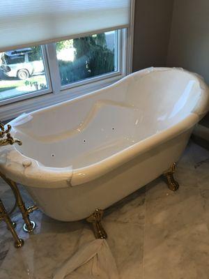 Beautiful Clawfoot Tub they installed.