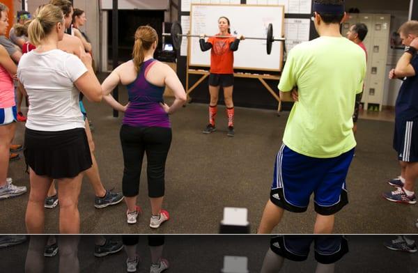 Great coaching! Demonstration before the WOD.